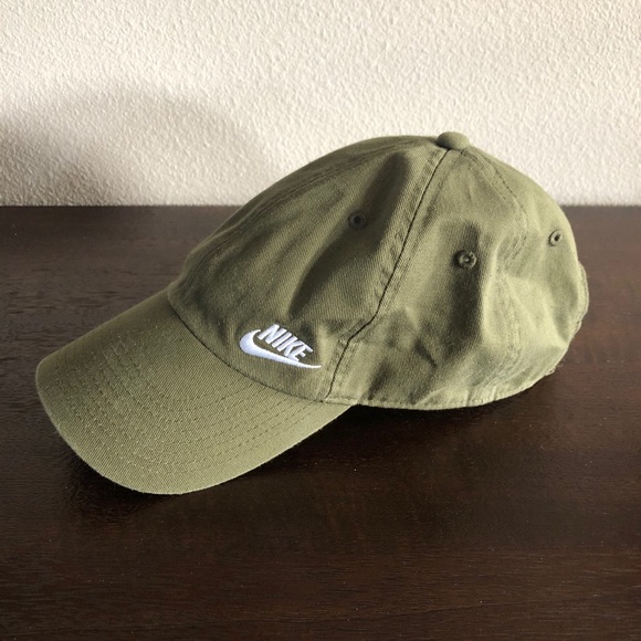 nike heritage hat